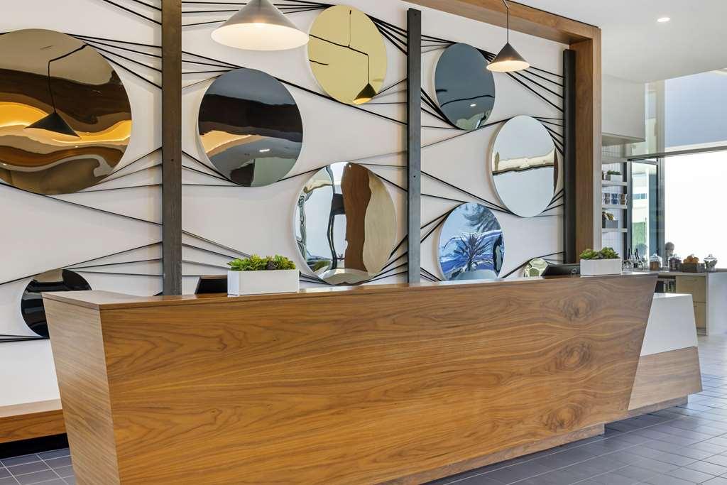 Cambria Hotel Burbank Airport Interior foto