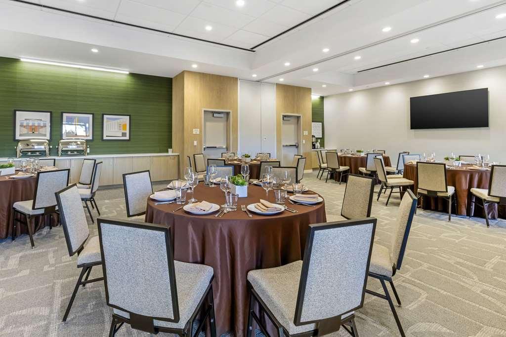 Cambria Hotel Burbank Airport Einrichtungen foto